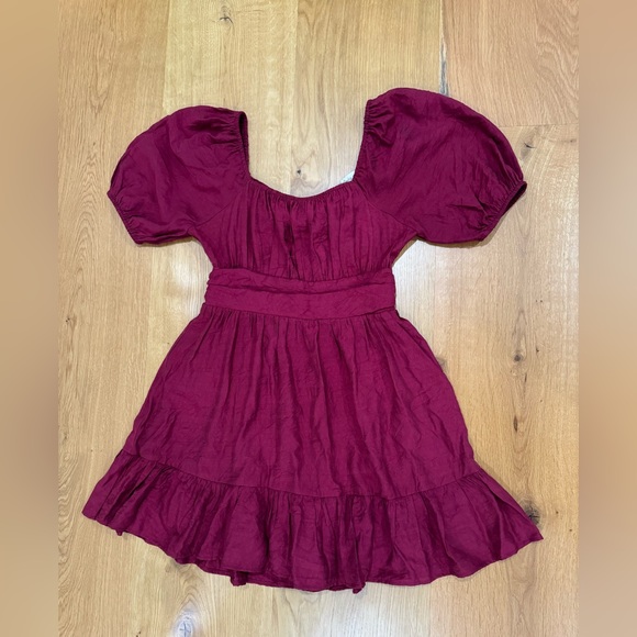 Altar'd State Dresses & Skirts - Altar’d state women’s puff sleeve red tie back  mini dress size medium NWT